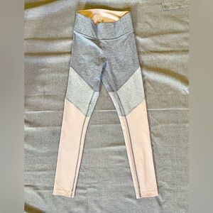 7/8 length compression leggings by Outdoor Voices